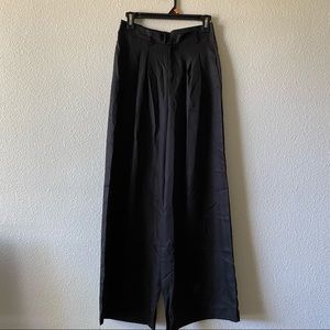 Wide leg pants